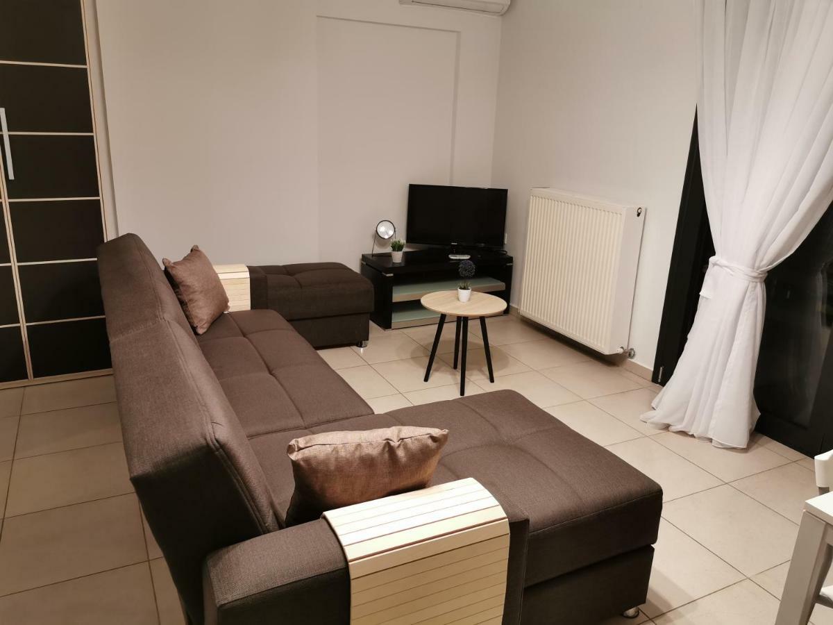 Pall'S Minimal Apartment Néa Péramos Екстериор снимка