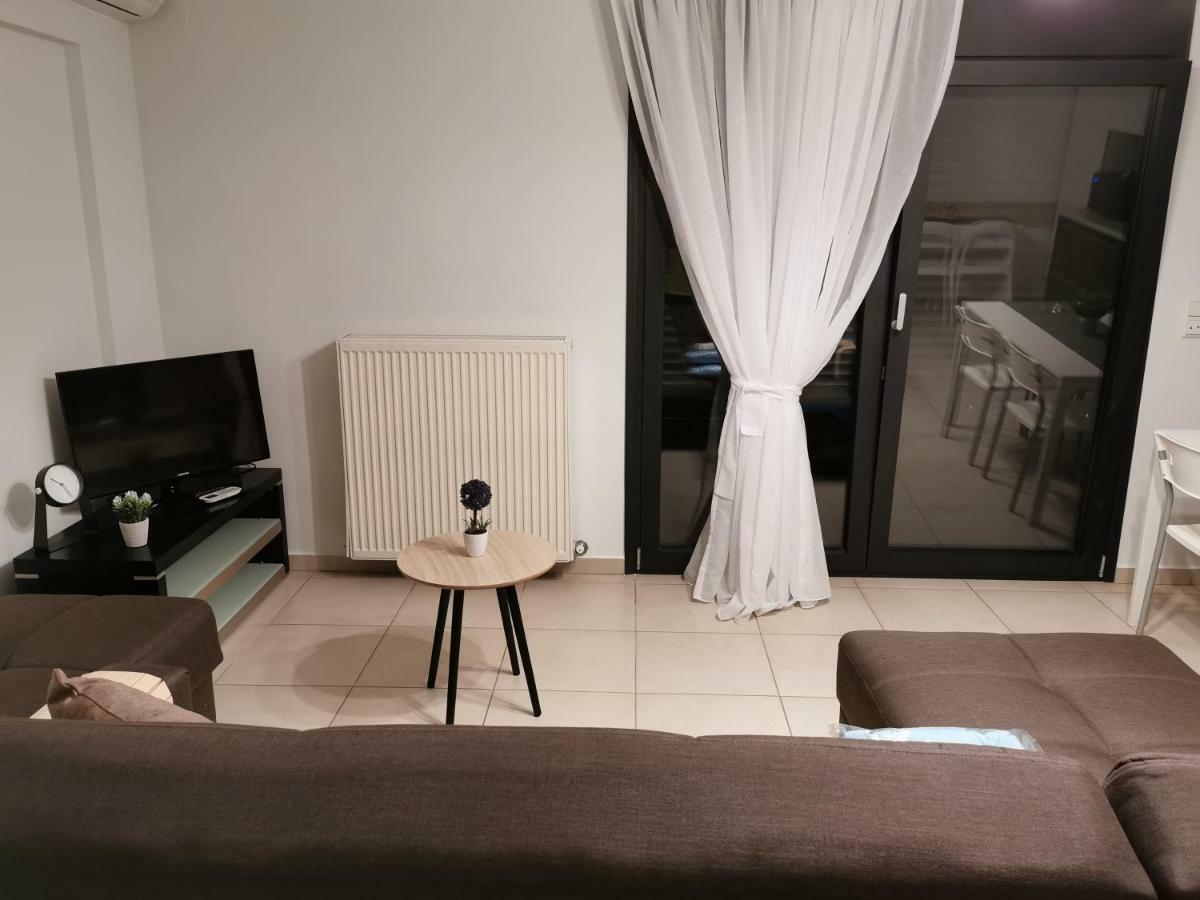 Pall'S Minimal Apartment Néa Péramos Екстериор снимка